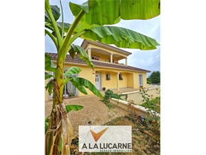 villa à la vente -   87590  SAINT JUST LE MARTEL, surface 207 m2 vente villa - UBI482231807